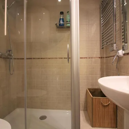 Luminoso Con Terraza Y Piscina Comunitaria En Santa Margarita, Cerca De La Playa. - Es-228-138 Apartament *
